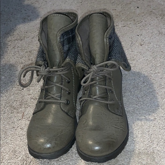 Shoes - Boots !!